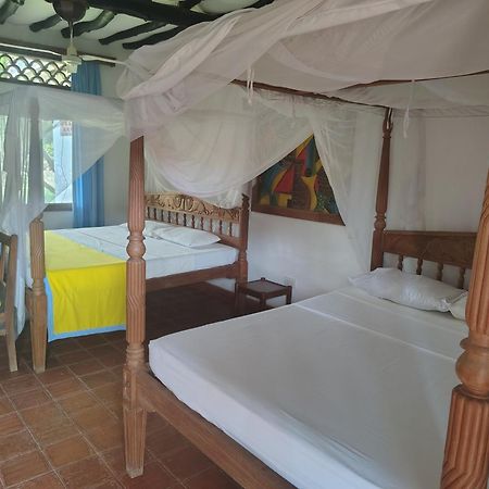 Mangro Hotel Praia de Diani Exterior foto