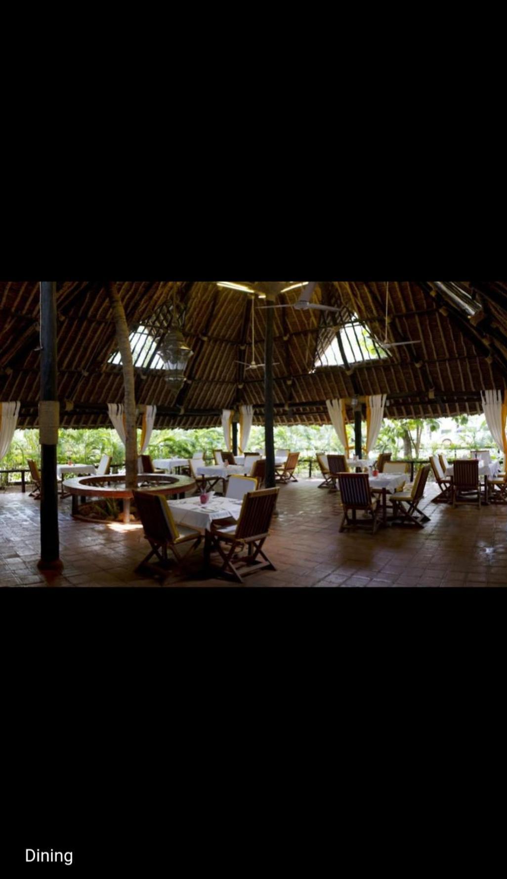 Mangro Hotel Praia de Diani Exterior foto